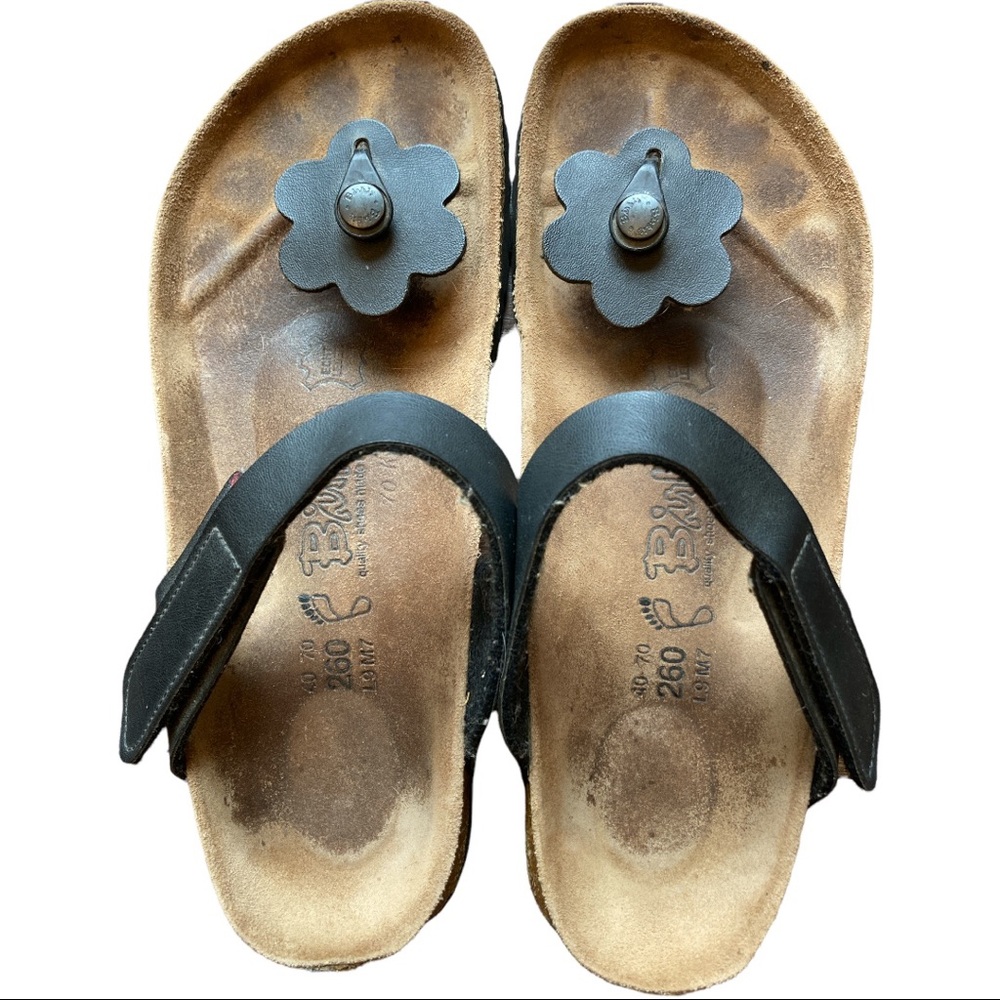 Birki’s size 40 made in Germany, black leather flower, Velcro strap